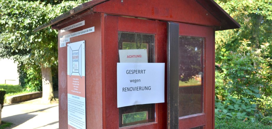 der Bücherschrank am Rathausvorplatz